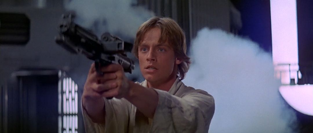 This is why Luke's face changed after «A NEW HOPE» (Terrible crash